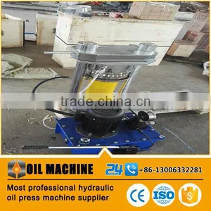 China Manufacturer Small Power Unit Hydraulic Walnut Oil Press thumbnail-3