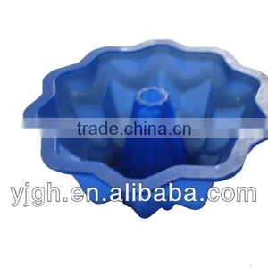 Beautiful Rose Shape Silicone Cupcake Mold thumbnail-1