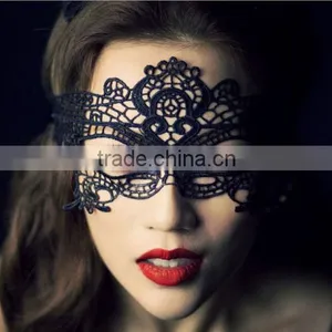 Masquerade Lace Eye Mask thumbnail-1