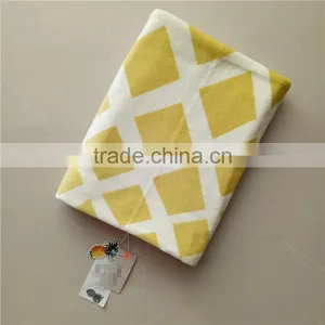 Popular Pineapple Pattern Print Beach Towel With Custom Tag thumbnail-2