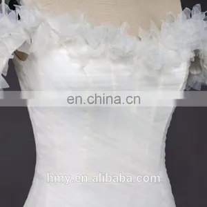 Wihte Sleeveless Off-Shoulder Ruffled Trumpet Wedding Dress thumbnail-4