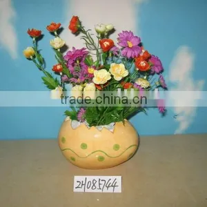 Ceramic Flower Pot thumbnail-1