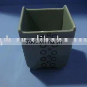 Elegant Porcelain Square Bowl thumbnail-1