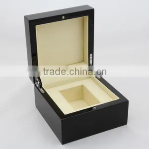 Luxury Custom Logo High Lacquer Wooden Watch Box thumbnail-2