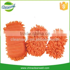 Hand Cleaning Chenille Duster thumbnail-1