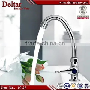 China Factory Long Neck Kitchen Faucet, European Style Chrome Brass Kitchen Faucet thumbnail-1