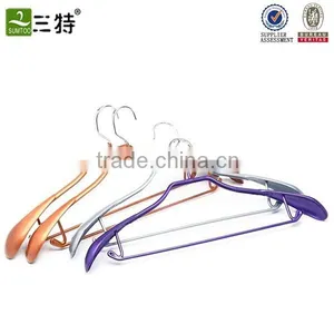 Laundry Steel Hanger thumbnail-3