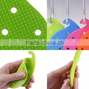Fruit and Vegetable Brush Multi Use Vegetable Brushes/Heat Pads/Potato Scrubber/ Rivet / Jar Opener Double Sided Silicon thumbnail-5