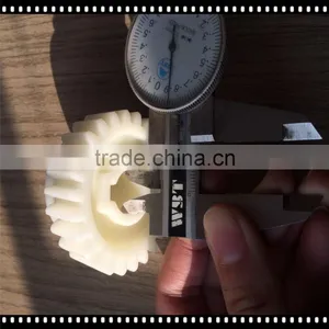 POM Molded Plastic Gear thumbnail-2