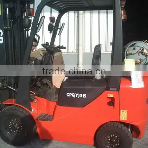 1.5ton Small LPG Forklift thumbnail-1