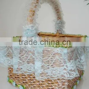 Wicker Basket for Wine thumbnail-1