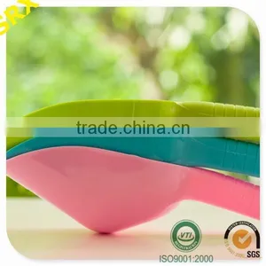 High Quality 3 Colors Plastic Ice Scoop, Mini Ice Scoop of Buffet Tools Fruit Candy Party, OEM Plastic Ice Scoops Manufacturer thumbnail-1