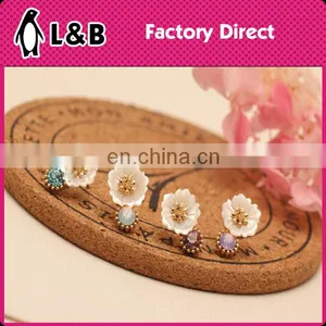 Plastic Flower Earrings Flower Shaped Earrings thumbnail-1
