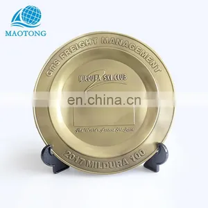 China Supply Cheap Custom Metal Fashion Zinc Alloy Plated Tourist Souvenir Plates thumbnail-1