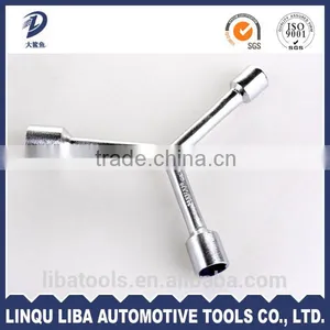 China Manufacturer Safety Quality 3 Legs Wrench for Cars thumbnail-3