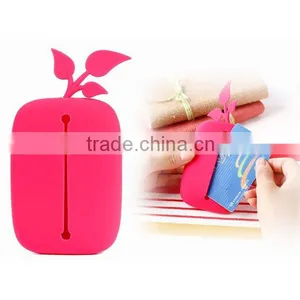 2014 Hot Selling Factory Promotion New Arrival Silicone Card Box Bag Promotional Gifts Silicon Card Bag thumbnail-1