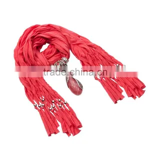 2016 New Design Metal Heart Shaped Pendant Scarf thumbnail-6