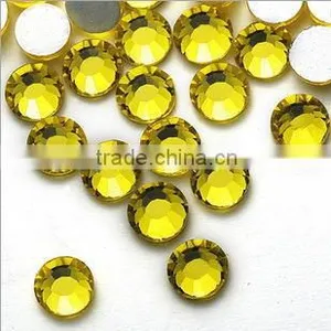 Latest Fashion Artificial Wholesale Cheap Hotfix Beads Resin Stone for Crafts thumbnail-4