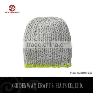 Wholesale Wholesale 100% Acrylic Custom Pom Pom Beanie Hat thumbnail-1