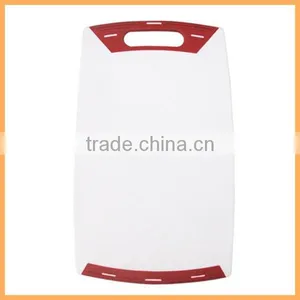 Non-slip PP Cutting Board Safe Chopping Board With Handle thumbnail-1