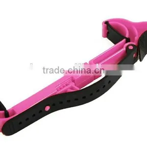 Creative Car Mobile Phone Holder Car Steering Wheel Mounted Shelf thumbnail-5