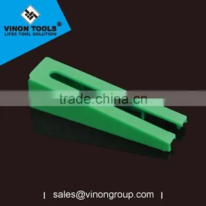 Lippage Leveling System Wedges thumbnail-1
