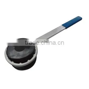 Oil Filter Wrench With Handle thumbnail-1