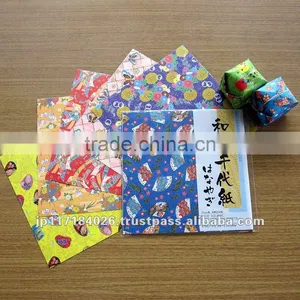 Paper Toy / Origami thumbnail-1