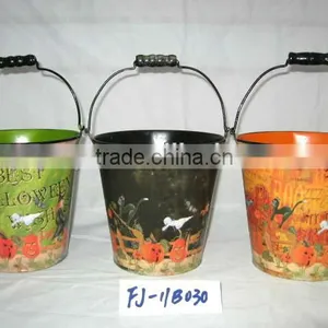 Halloween Round Handle Tin Pot thumbnail-1
