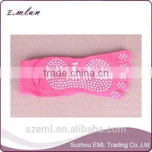 Non-slip Antibacterial Professional Yoga Five Fingers Socks thumbnail-3