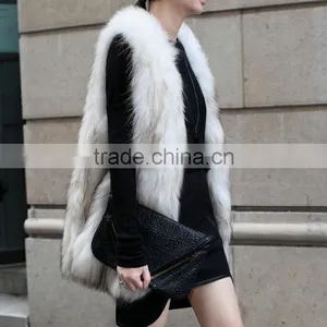 YR205 Europe Hot Selling Winter Real Raccoon Fur Vest/Dyed Hand Knitted Fur Vest thumbnail-4