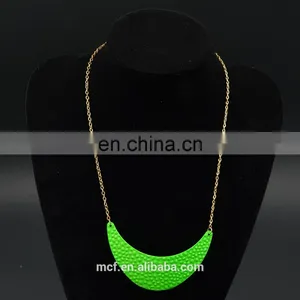 Wholesale Crystal Diamond Rhinestone Fashion Pendant Necklace MCB-0038 thumbnail-1