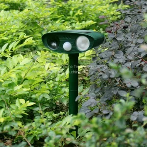 Solar Ultrasonic PIR Motion Sensor Dog Cat Repeller thumbnail-4