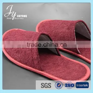 Non-Woven Disposable Hotel Slipper Customize Embroidery Slippers thumbnail-1