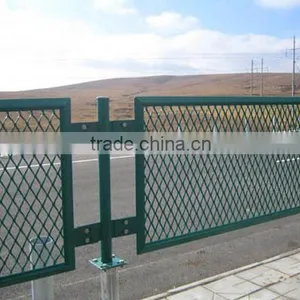 Highway Fence With Expanded Metal Mesh and Aluminum Mesh(Factory) thumbnail-1