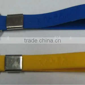 Silicone Bracelet Key Ring thumbnail-1