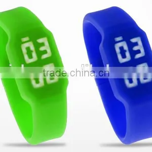 Stock 32gb Usb Flash Watch, Silicone Rubber Wristband Watch Pendrive, Silicone LED Watch Usb Drive thumbnail-3