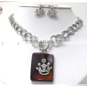 Crystal Crown on Formica Stone Pendant Toggle Chain Necklace Earring Set thumbnail-1