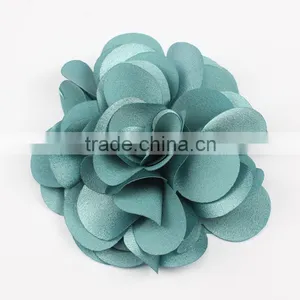 Handmade Fashion Fabric Flower Artificial Decorative Flowers in Wholesale thumbnail-4
