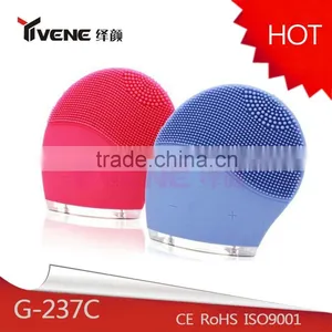 Skin Cleaning Handheld Bristle Face Brush thumbnail-1