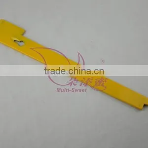 Promotion Red Honey Bee Stainless Steel J Hook Hive Tool Painted 10.5" Frame Lifter and Scraper thumbnail-6