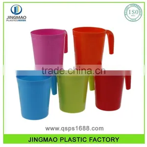 Novelty Colorful Cheap Plastic Hard Drinking Cup With Handle thumbnail-1