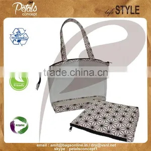 PVC See Through Tote Bag With Canvas Hand Pouch for Travel thumbnail-4