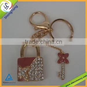 New Design Metal Material Key Chain thumbnail-3