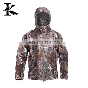 Wholesale Camouflage Hunting Waterproof Softshell Jacket thumbnail-4