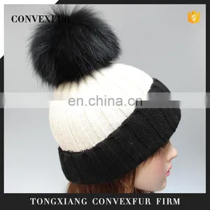 Wholesale Custom Winter Ladies Acrylic Knitting Beanies Hat With Pompon for Lady thumbnail-1