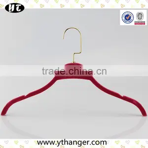 Many Colors Velvet Hanger With Anti-slip Rubber for Clothes thumbnail-1