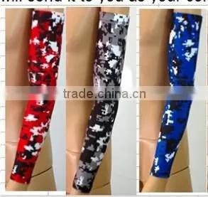 Compression Sports Arm Sleeve Digital Camo Baseball Football Wicking Sleeves thumbnail-1