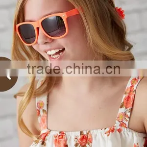 2015 Newest Fashion Style100% Cotton Fancy Kids t Shirt Printed thumbnail-1