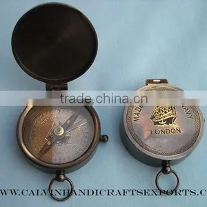Antique Pocket Compass thumbnail-1